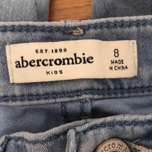 Abercrombie KIDS light wash skinny jean leggings - Picture 6 of 7